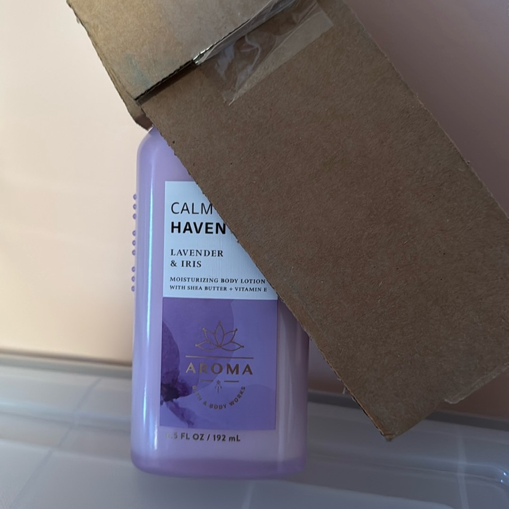 Bath and Body Works Calm Haven Lavender Iris Lotion NIB!!